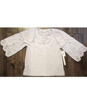 Caslon Women's Light Purple V-Neck Blouse W/ Flutter Sleeves Size Small NWT.